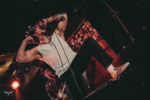 251207-WALL-HOUND-web-52